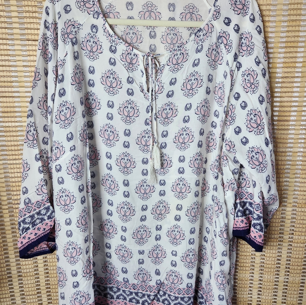 Ladies Blouse - Picture 3 of 5